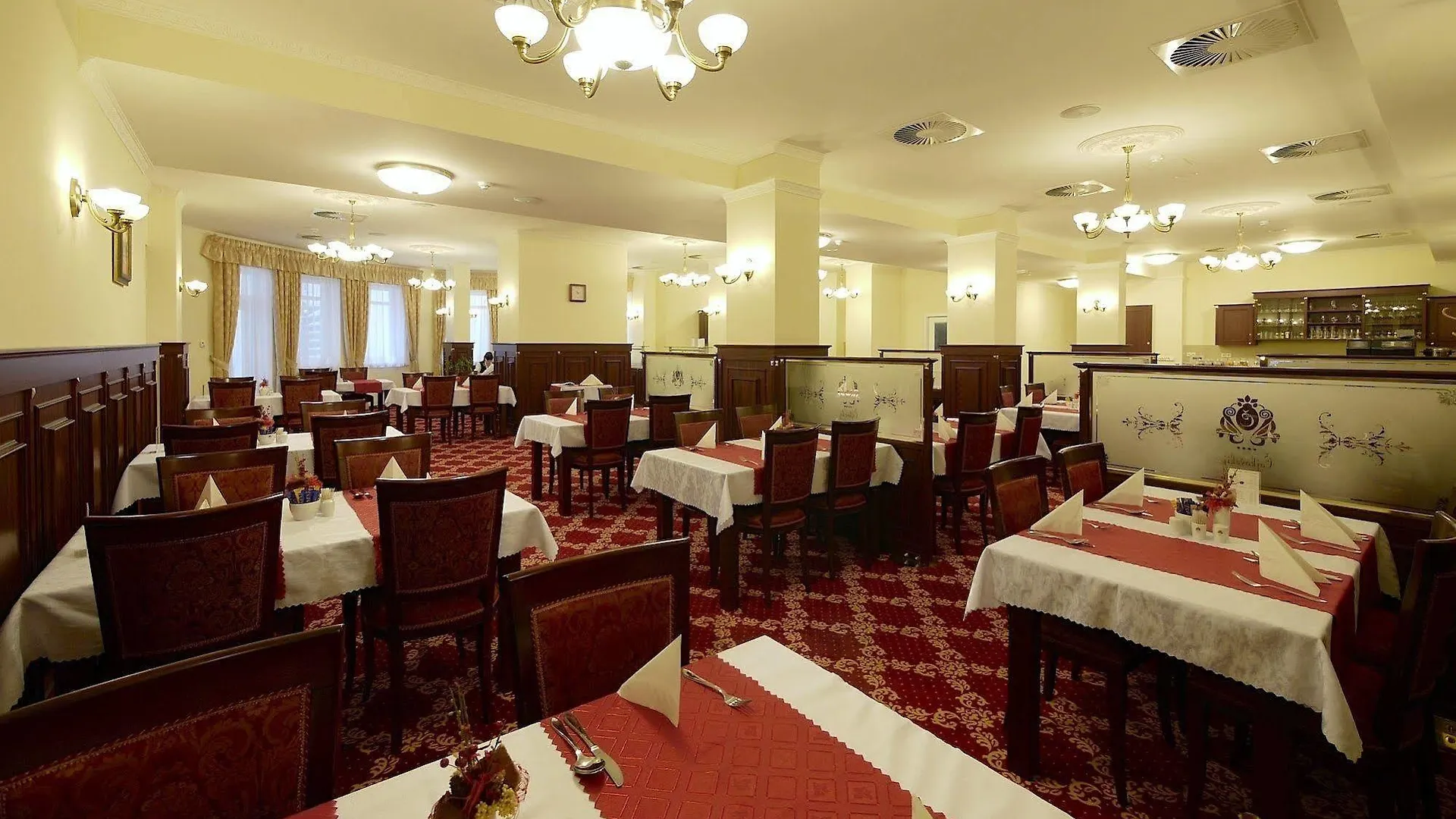 Spa Hotel Cajkovskij Karlovy Vary 4*,